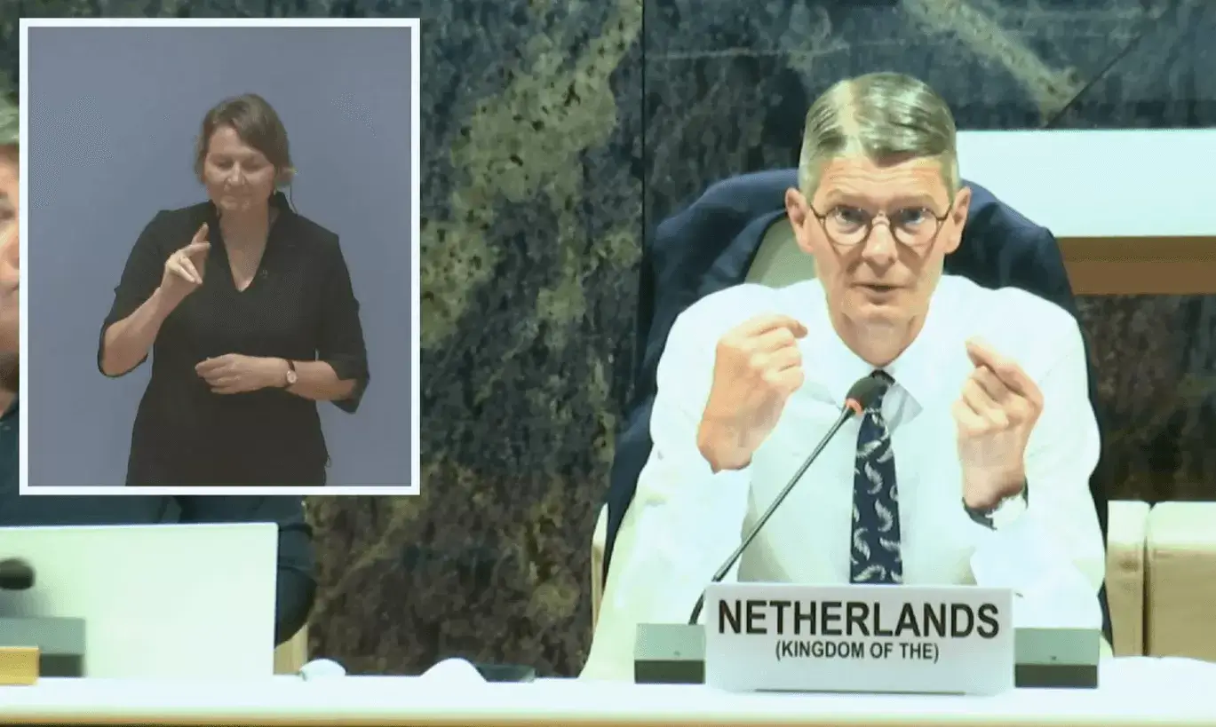 Carsten Herstel aan het woord namens Nederland, tijdens de review VN-comité voor het VN-verdrag Handicap.